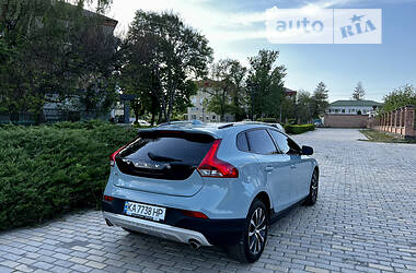 Хетчбек Volvo V40 2019 в Києві