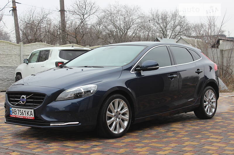 Хетчбек Volvo V40 2015 в Дніпрі фото 12 Хетчбек Volvo V40 2015 в Дніпрі