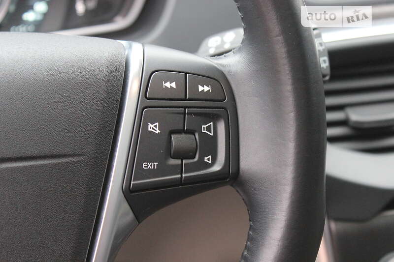 Хетчбек Volvo V40 2015 в Дніпрі фото 45 Хетчбек Volvo V40 2015 в Дніпрі