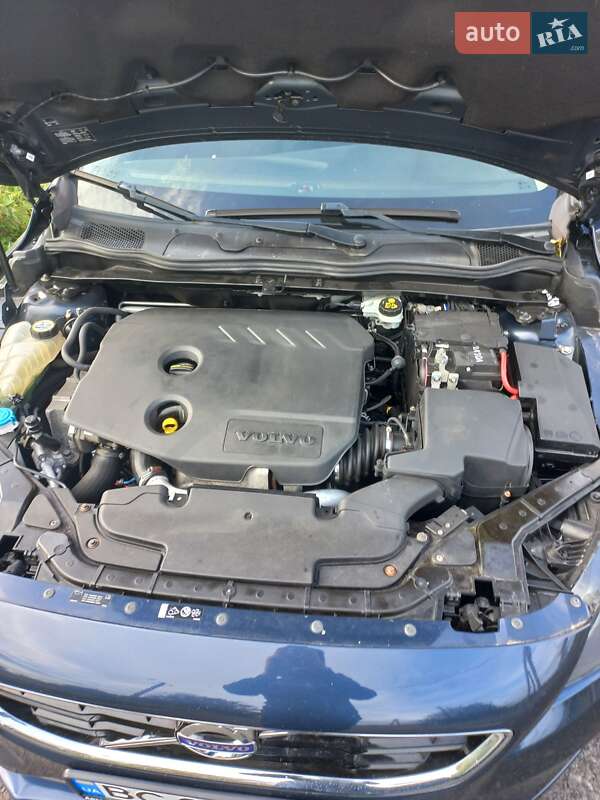 Хэтчбек Volvo V40 2013 в Стрые