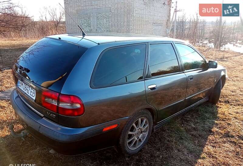 Универсал Volvo V40 2002 в Сумах