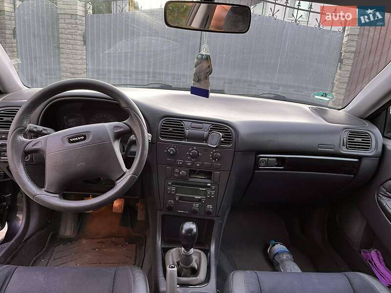 Универсал Volvo V40 2001 в Мироновке фото 5 Универсал Volvo V40 2001 в Мироновке