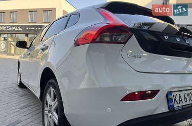 Хэтчбек Volvo V40 2013 в Киеве