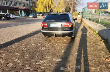 Volvo V40 1999