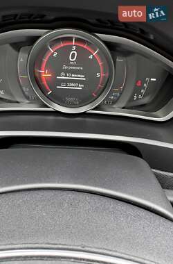 Хэтчбек Volvo V40 2017 в Житомире