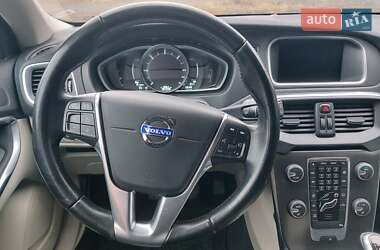 Хетчбек Volvo V40 2014 в Луцьку