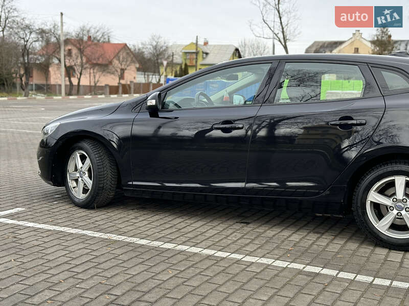 Хэтчбек Volvo V40 2013 в Коломые