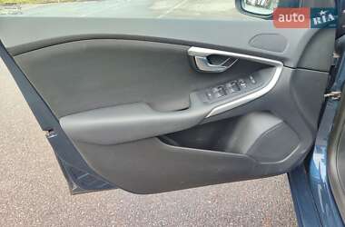 Хетчбек Volvo V40 2012 в Києві