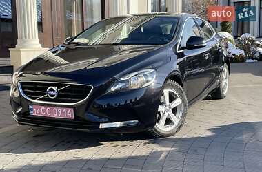 Хэтчбек Volvo V40 2014 в Стрые