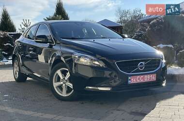 Хэтчбек Volvo V40 2014 в Стрые