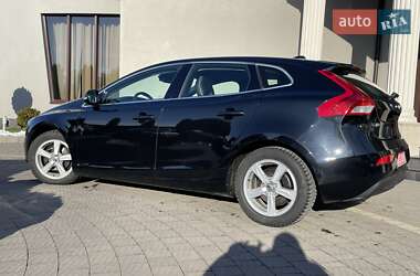 Хэтчбек Volvo V40 2014 в Стрые