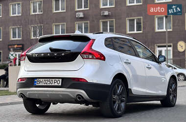 Хетчбек Volvo V40 2016 в Одесі