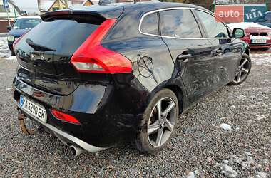 Хэтчбек Volvo V40 2013 в Борисполе