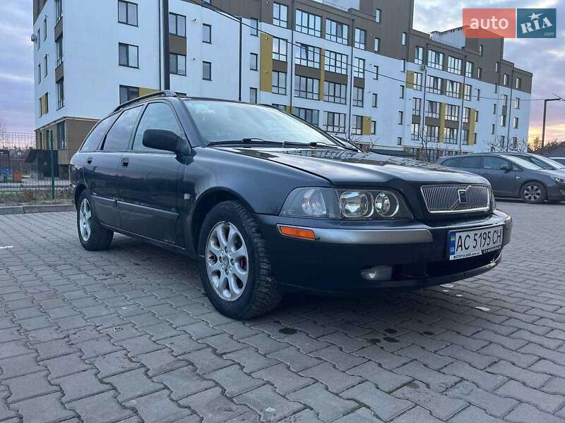 Универсал Volvo V40 2000 в Ковеле