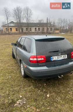 Универсал Volvo V40 2002 в Барышевке