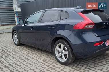 Хетчбек Volvo V40 2013 в Львові