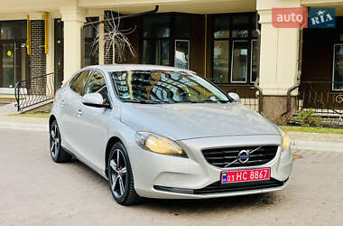 Хетчбек Volvo V40 2013 в Києві