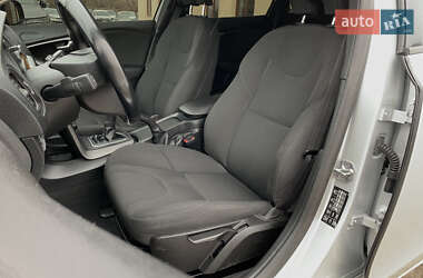 Хэтчбек Volvo V40 2014 в 