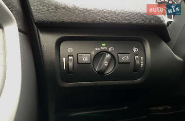 Хэтчбек Volvo V40 2014 в 