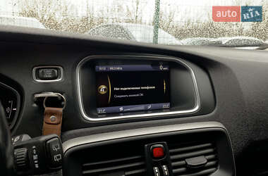 Хэтчбек Volvo V40 2014 в 