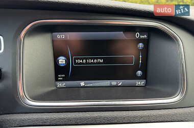 Хэтчбек Volvo V40 2014 в 