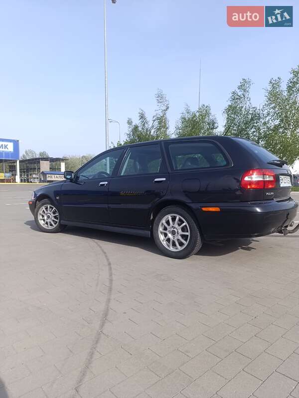 Универсал Volvo V40 2003 в Сумах