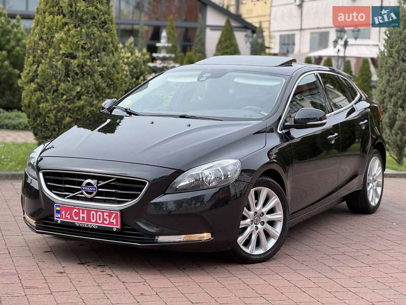 Хетчбек Volvo V40 2013 в Стрию