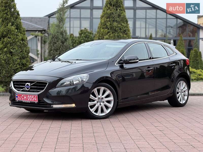 Хетчбек Volvo V40 2013 в Стрию