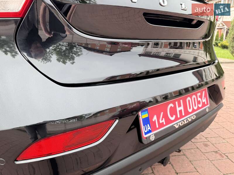 Хетчбек Volvo V40 2013 в Стрию
