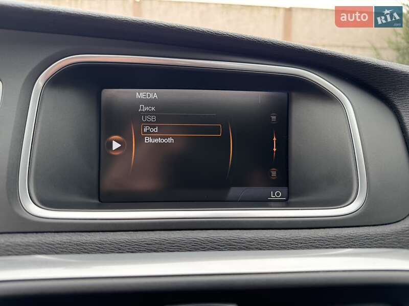 Хетчбек Volvo V40 2013 в Стрию