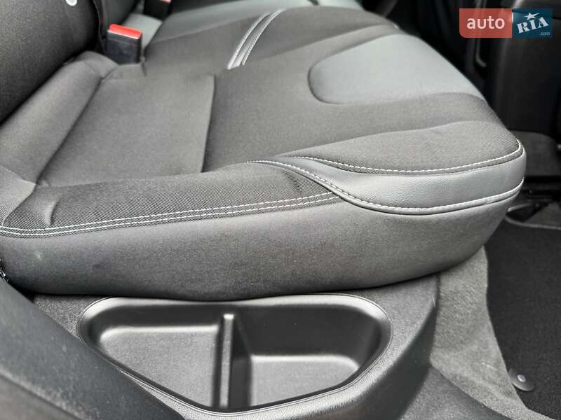 Хетчбек Volvo V40 2013 в Стрию
