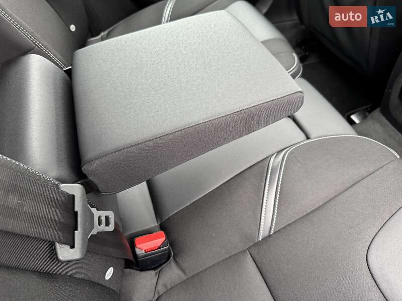 Хетчбек Volvo V40 2013 в Стрию