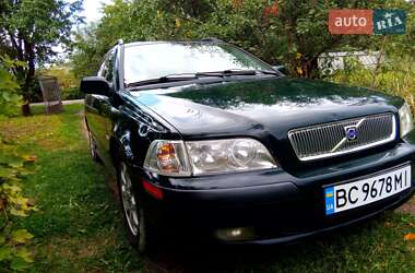 Универсал Volvo V40 2000 в 