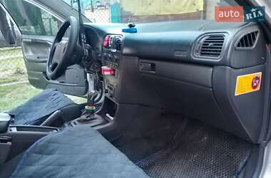 Универсал Volvo V40 2000 в 