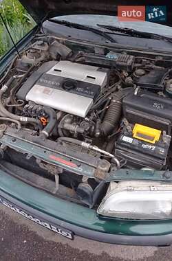 Универсал Volvo V40 1997 в 