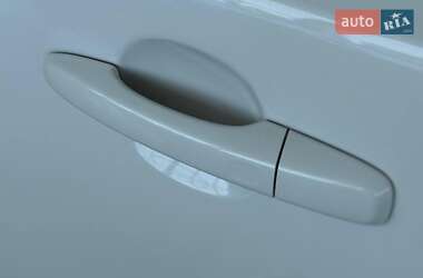 Хэтчбек Volvo V40 2018 в 