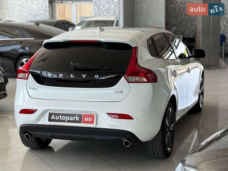 Хэтчбек Volvo V40 2018 в Одессе