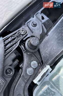 Хэтчбек Volvo V40 2013 в 