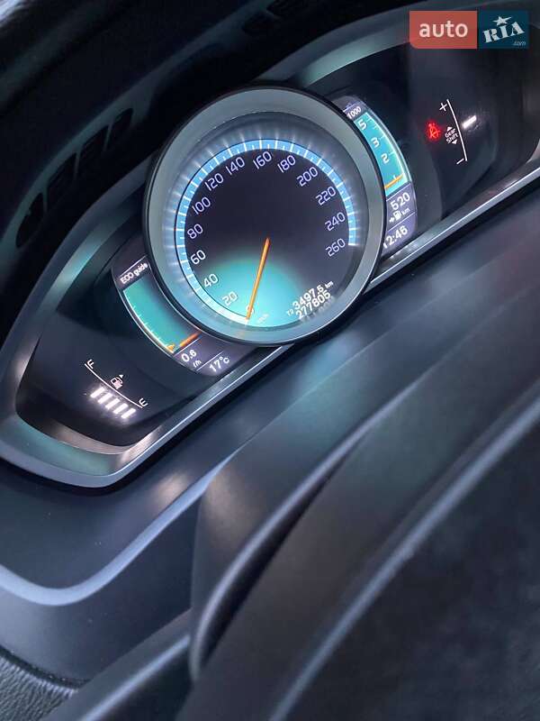 Хэтчбек Volvo V40 2014 в Харькове