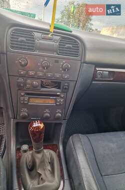 Универсал Volvo V40 2001 в 