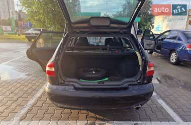 Универсал Volvo V40 2001 в 