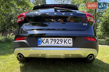 Хэтчбек Volvo V40 2014 в 
