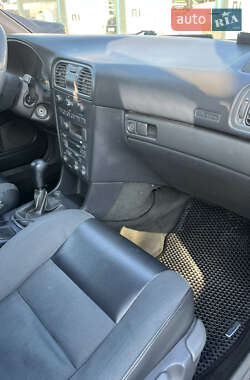 Универсал Volvo V40 2002 в 
