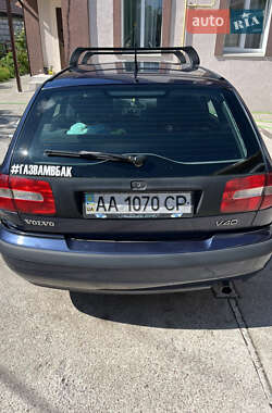 Универсал Volvo V40 2000 в 