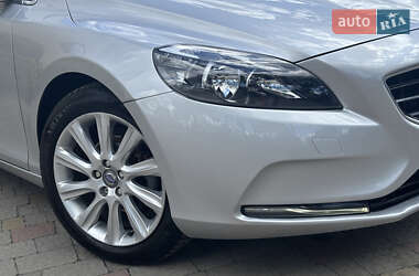 Хэтчбек Volvo V40 2014 в 