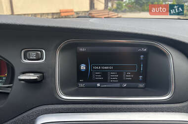 Хэтчбек Volvo V40 2014 в 
