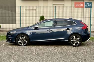 Хэтчбек Volvo V40 2014 в 