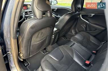 Хэтчбек Volvo V40 2014 в 