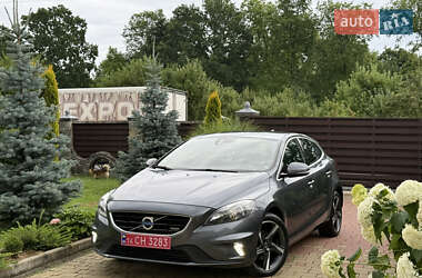Хэтчбек Volvo V40 2013 в 