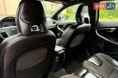 Хэтчбек Volvo V40 2013 в 